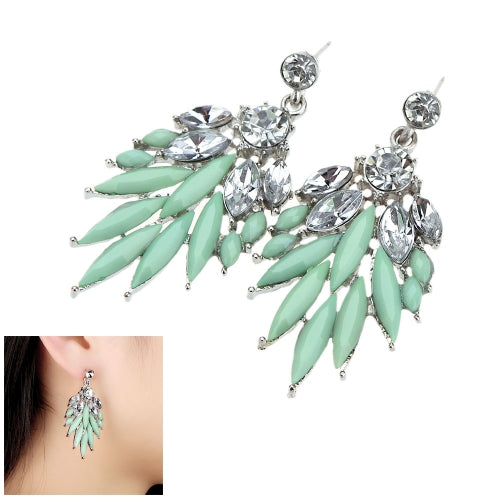1 Pair Fashion Elegant Lady Attractive Resin Rhinestone Earrings Ear Stud Jewelry Accessory